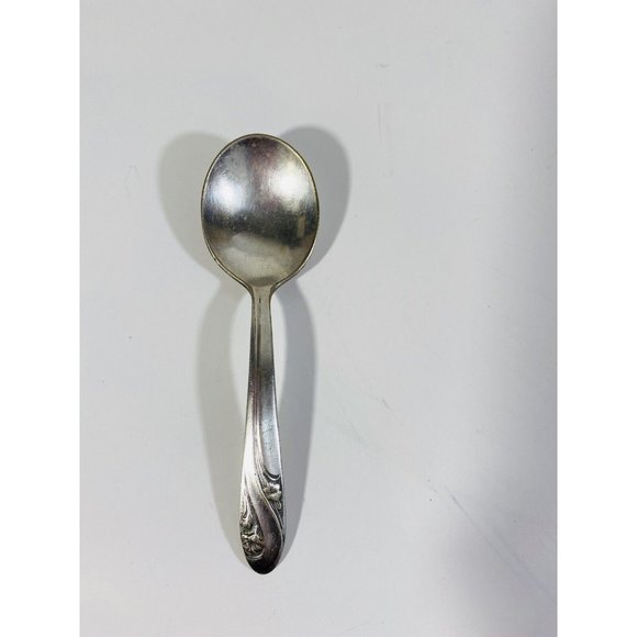 Holmes & Edwards Baby Spoon Romance Pattern 1952 Silver Plate IS Deep 4” - Picture 1 of 7